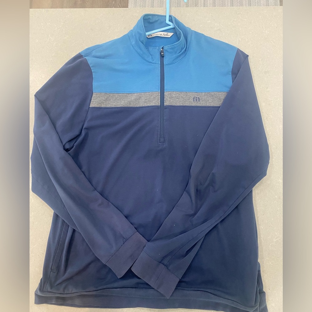 Blue and Gray Quarter-Zip pullover Travis Mathew Navy Blue, Blue Men’s Large.